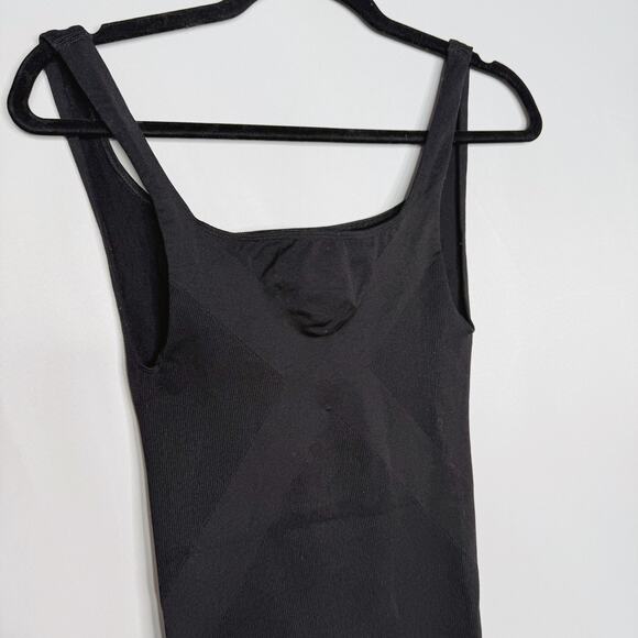 Blanqi Maternity Medium Black Belly Support Tank Top Seamless Scoop Neck Stretch - Picture 6 of 7